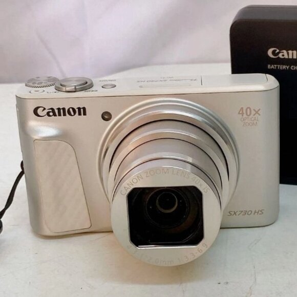 Canon PowerShot SX730 HS Compact Digital Camera in Silver - Picture 5 of 10